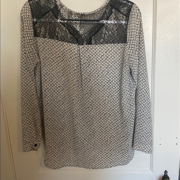 Pleione blouse - Picture 2 of 4